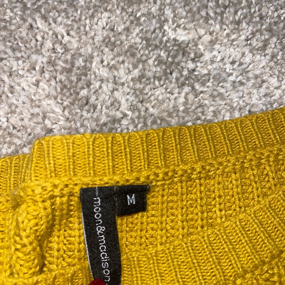Sweater - Picture 2 of 3